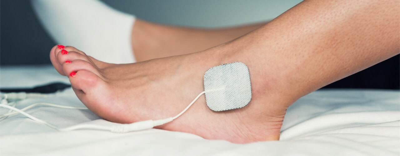 https://waptrehab.com/files/2019/08/electrical-stimulation-1017-1280x500-1.jpg